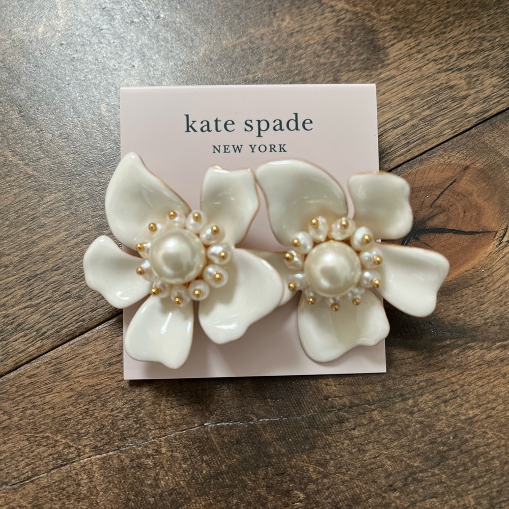 NWT! Kate Spade ♠️ Flora Earrings